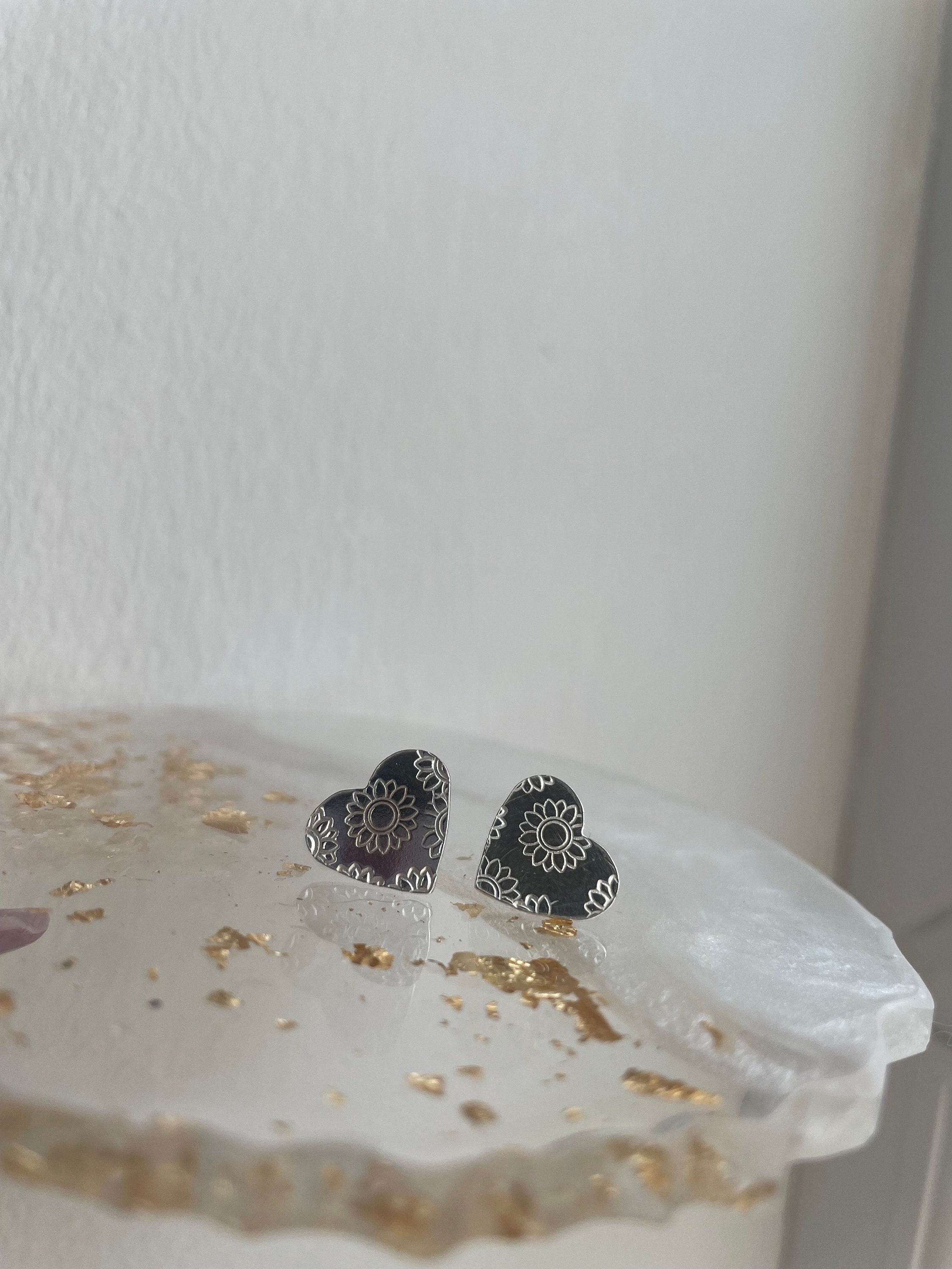 Sunflower heart earrings