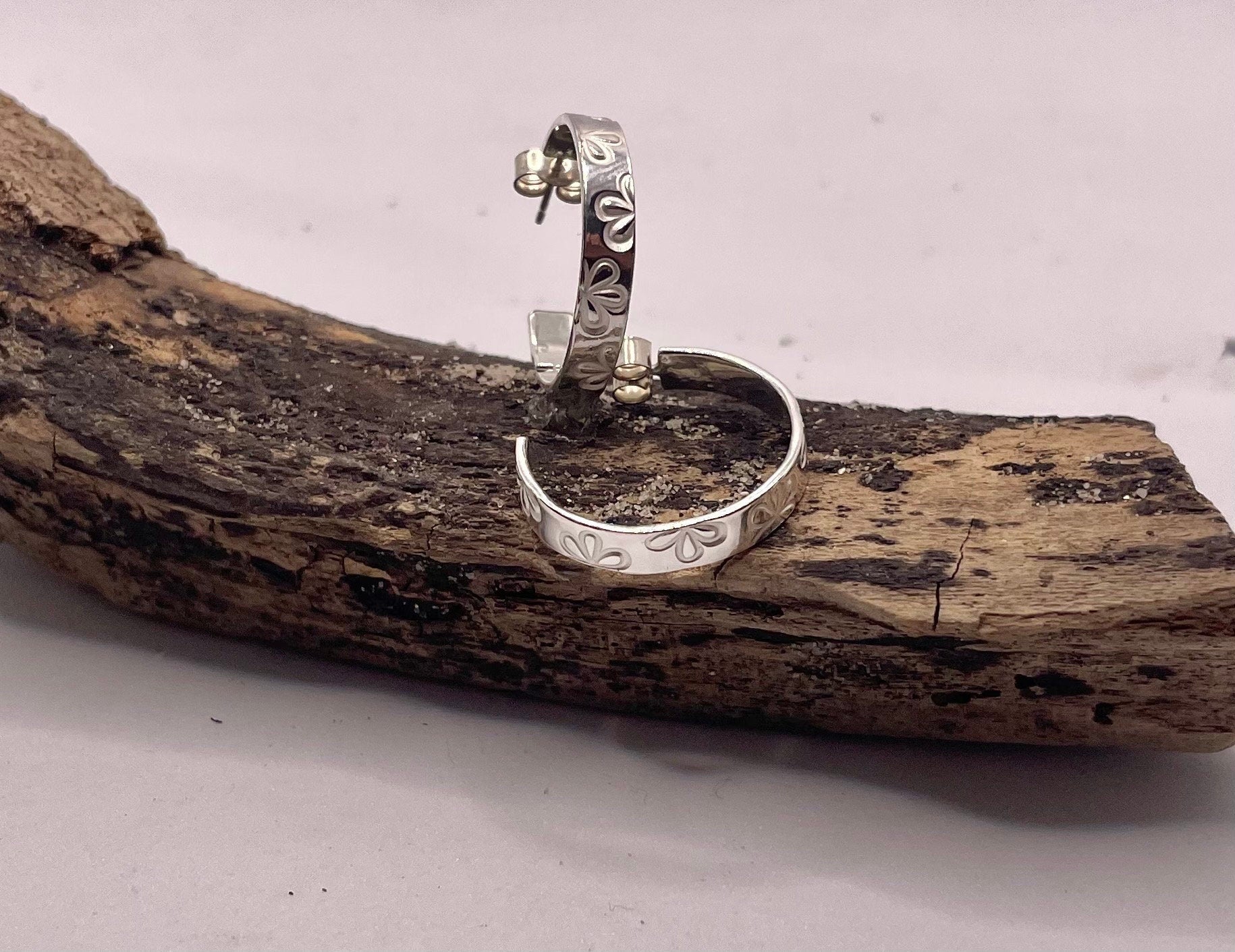 Sterling silver hoop earrings | chunky hoop earrings | 925 silver earrings | daisy hoop earrings | minimalist jewellery | gifts for her