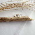 Wavy ring